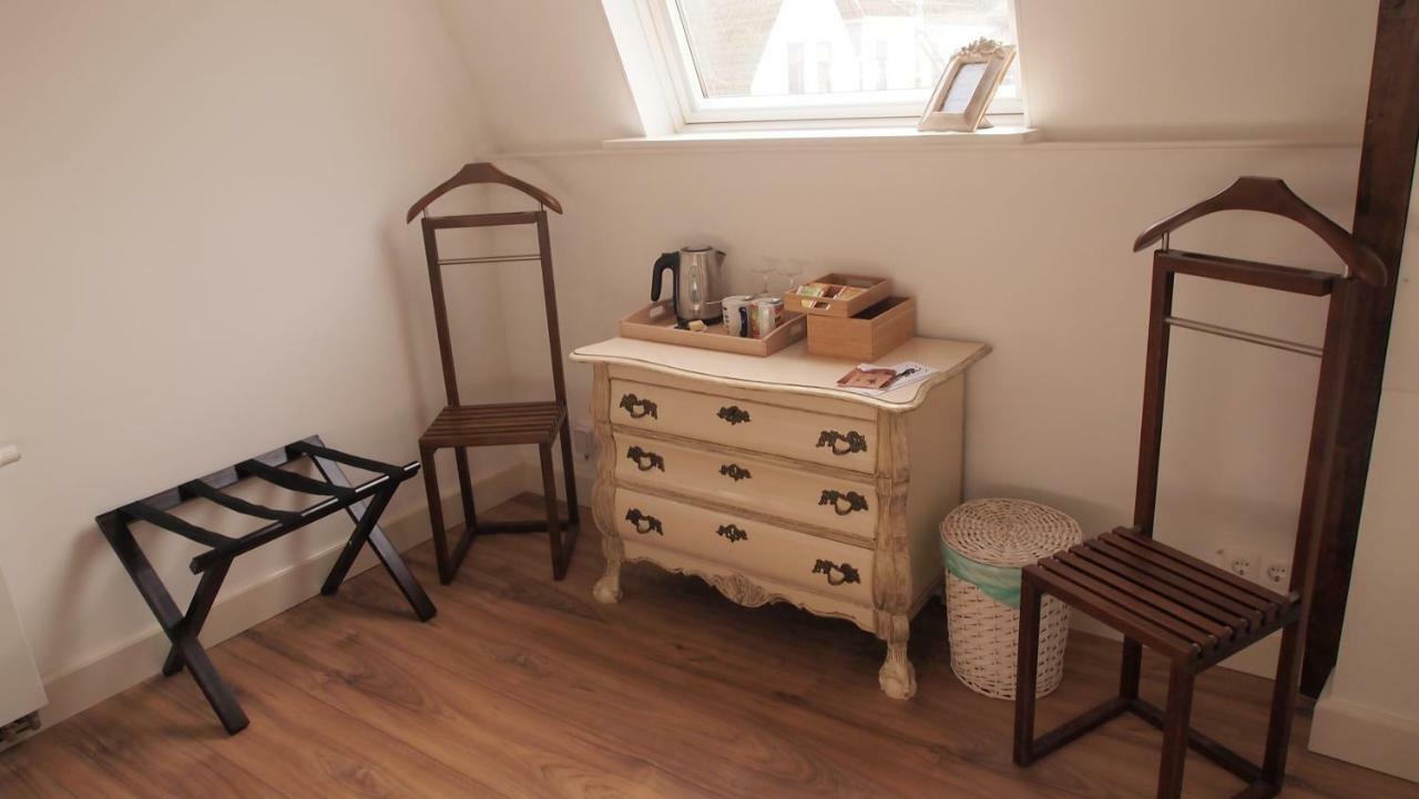 B&B De Zeeuwse Ruyter ブリーレ エクステリア 写真